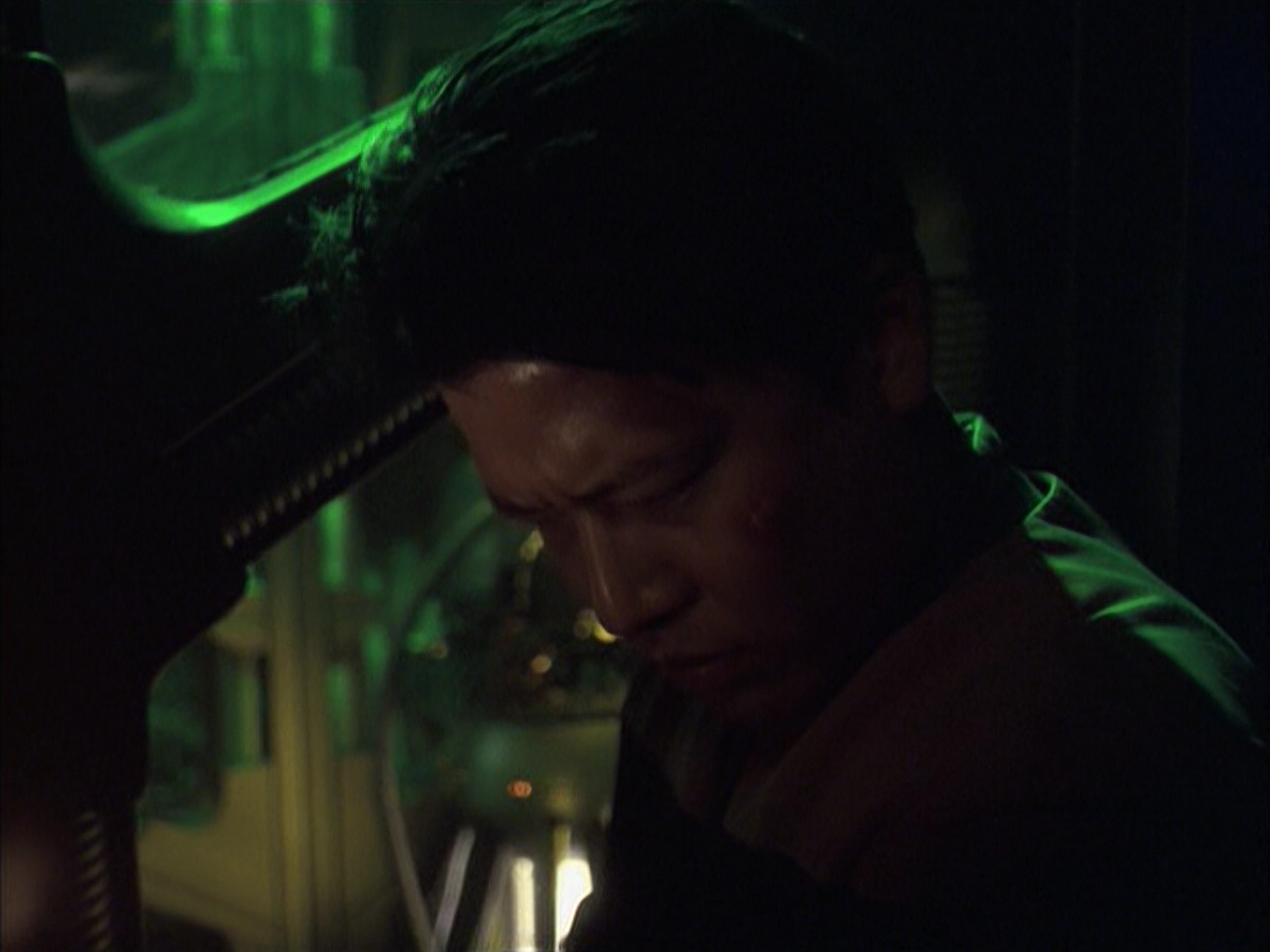 extant_StarTrek_VOY_6x16-Collective_02628.jpg