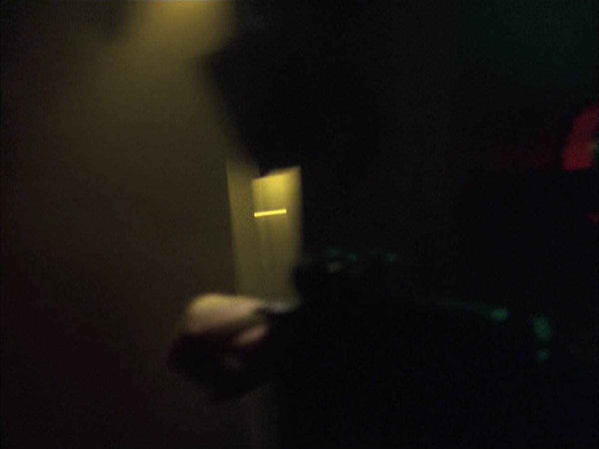 extant_StarTrek_VOY_6x16-Collective_02634.jpg
