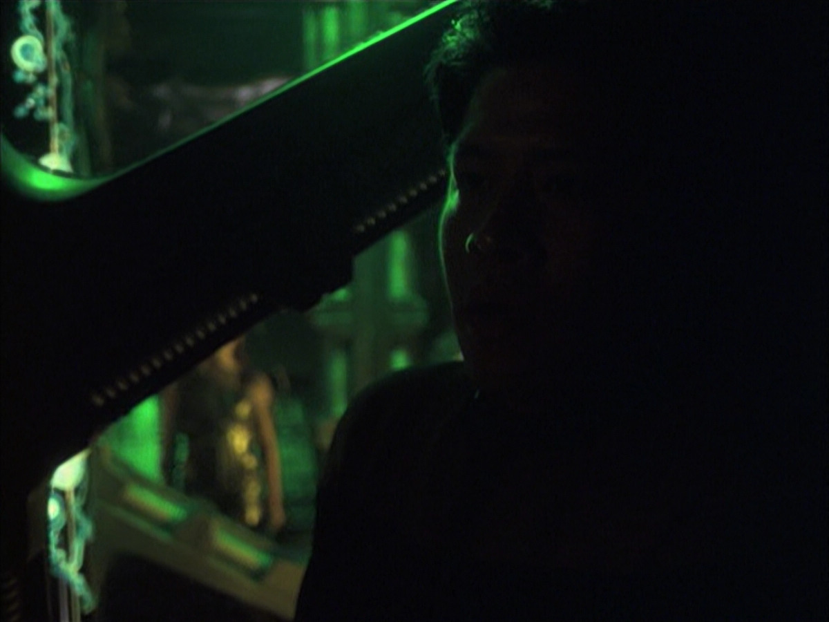 extant_StarTrek_VOY_6x16-Collective_02641.jpg