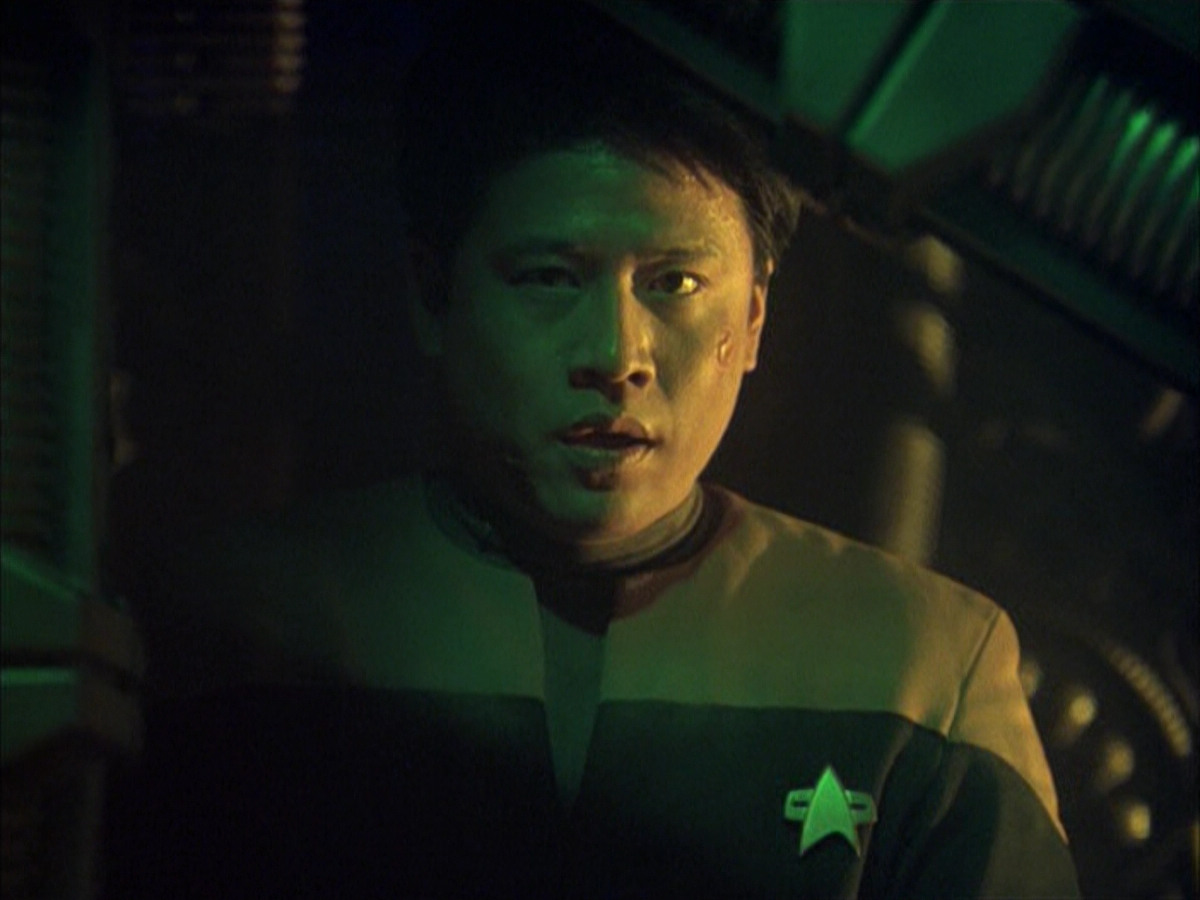 extant_StarTrek_VOY_6x16-Collective_02658.jpg