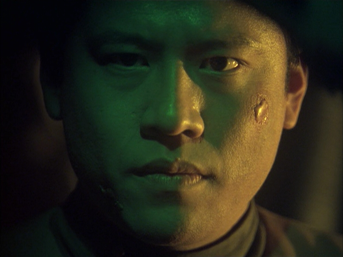 extant_StarTrek_VOY_6x16-Collective_02685.jpg