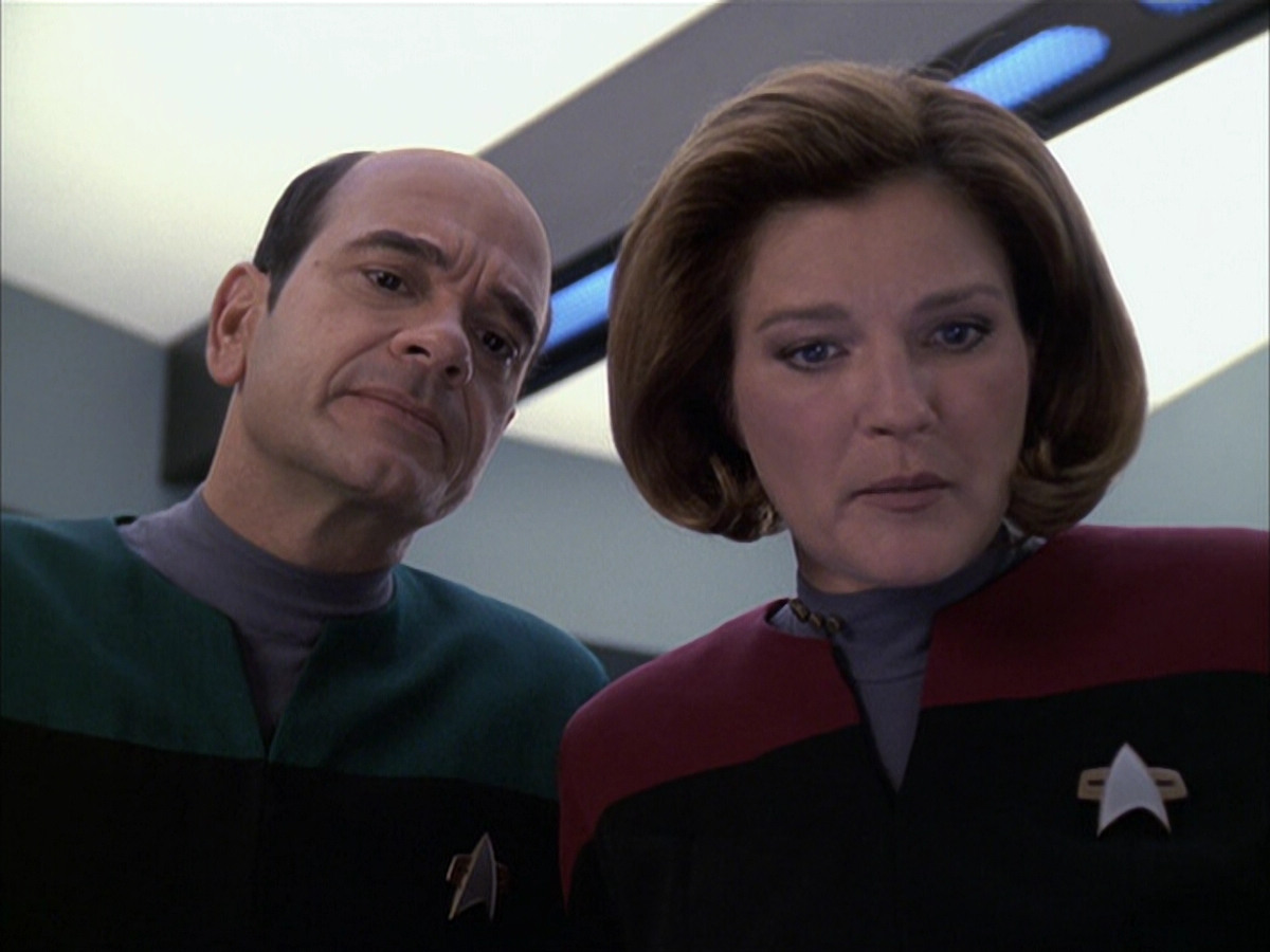 extant_StarTrek_VOY_6x16-Collective_02717.jpg