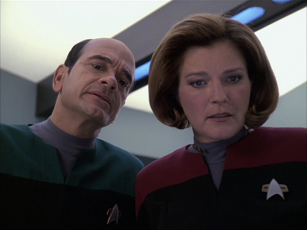 extant_StarTrek_VOY_6x16-Collective_02719.jpg