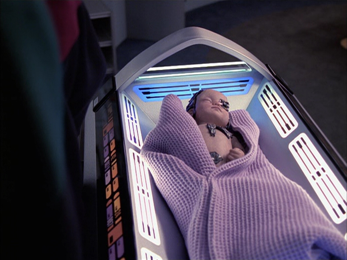 extant_StarTrek_VOY_6x16-Collective_02733.jpg