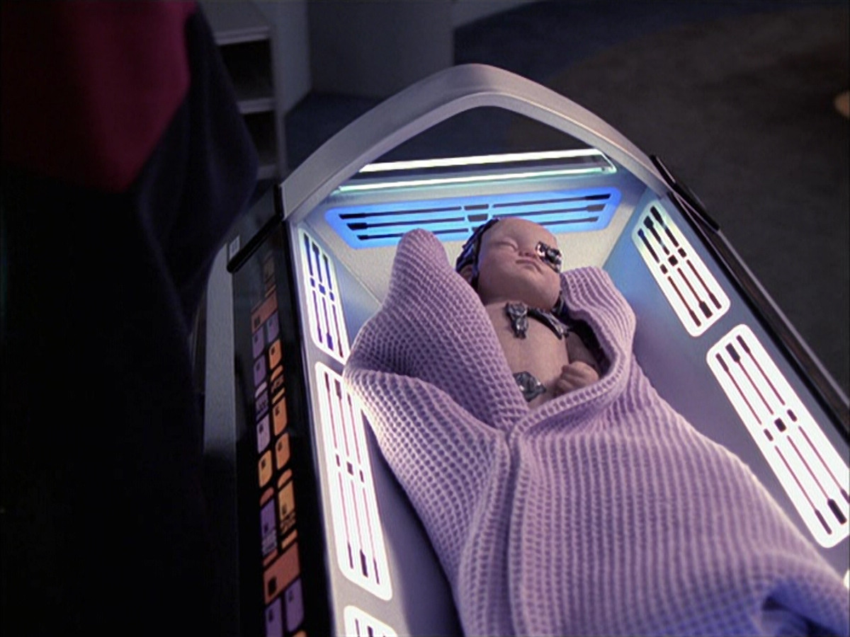 extant_StarTrek_VOY_6x16-Collective_02734.jpg