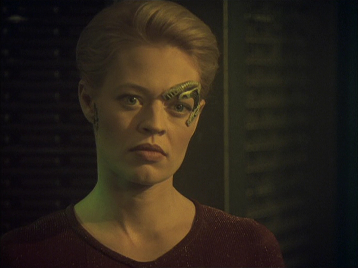 extant_StarTrek_VOY_6x16-Collective_02877.jpg