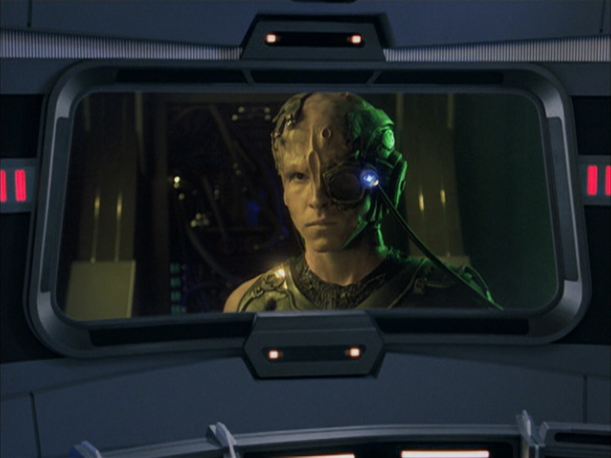 extant_StarTrek_VOY_6x16-Collective_02924.jpg