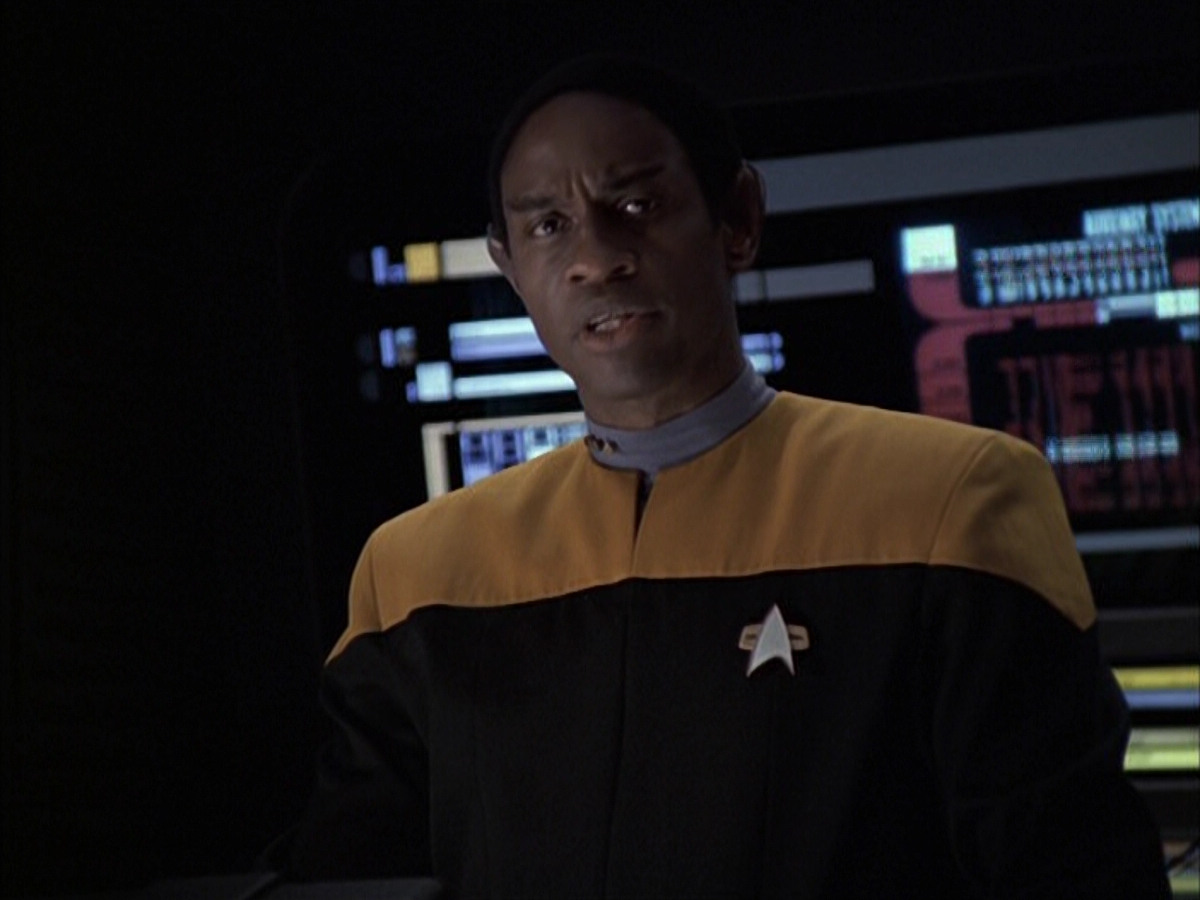 extant_StarTrek_VOY_6x16-Collective_02933.jpg