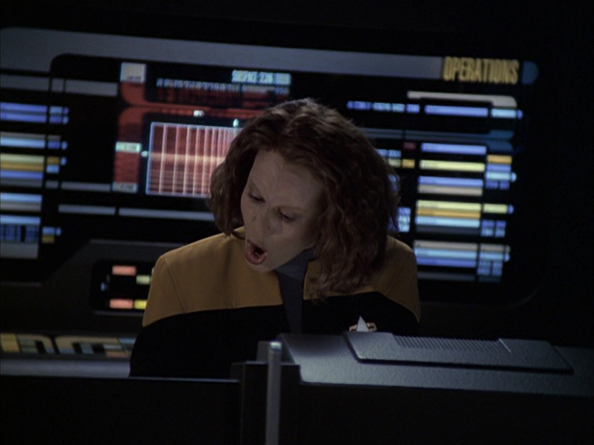 extant_StarTrek_VOY_6x16-Collective_02936.jpg