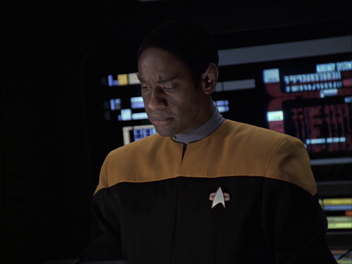 extant_StarTrek_VOY_6x16-Collective_02949.jpg