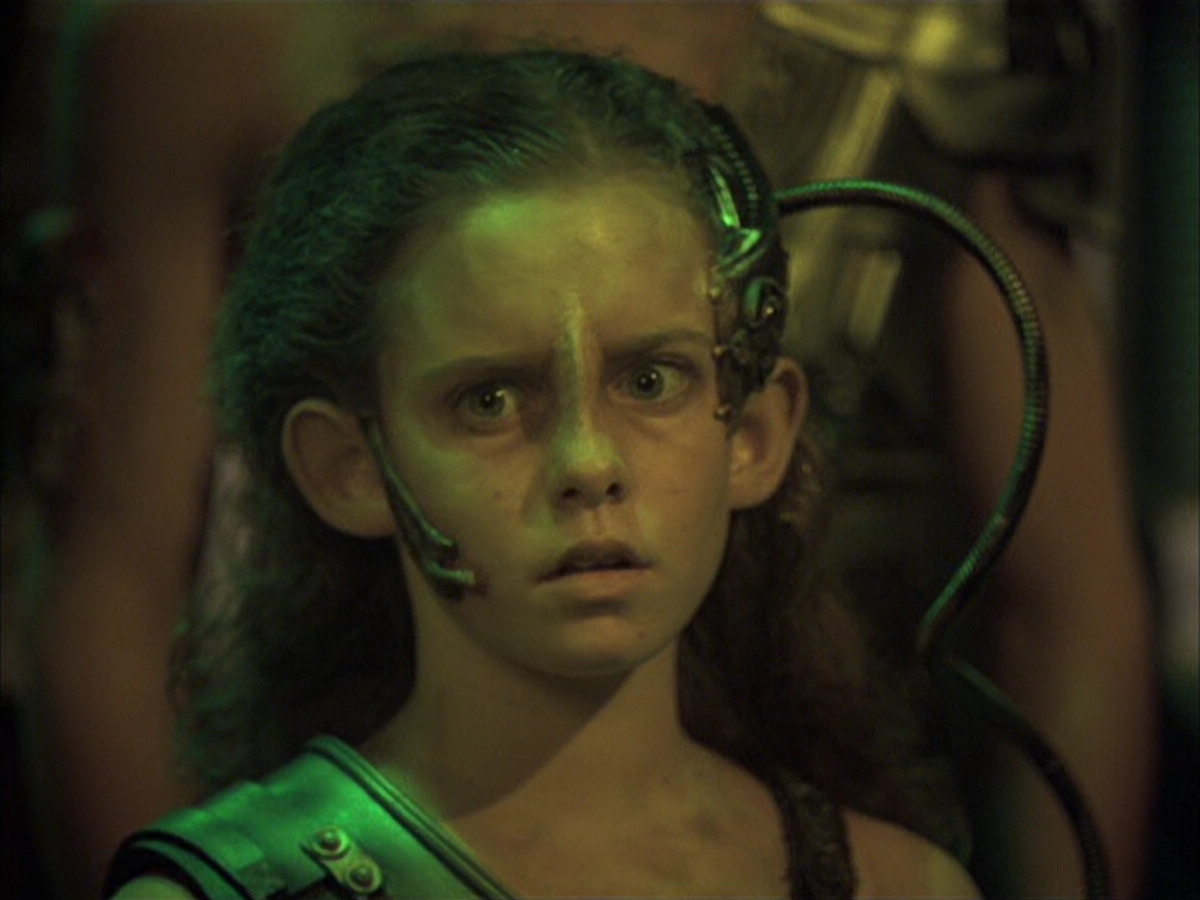 extant_StarTrek_VOY_6x16-Collective_03177.jpg
