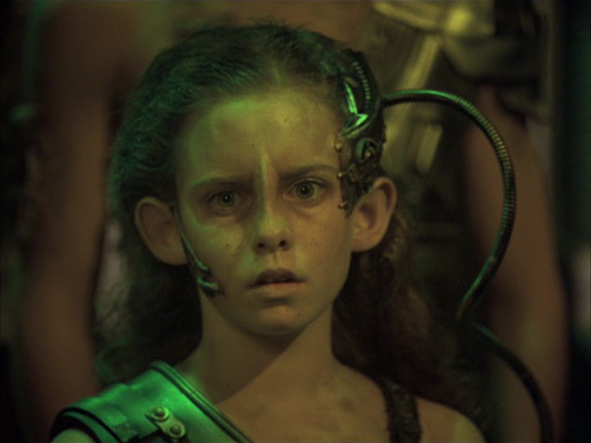 extant_StarTrek_VOY_6x16-Collective_03178.jpg