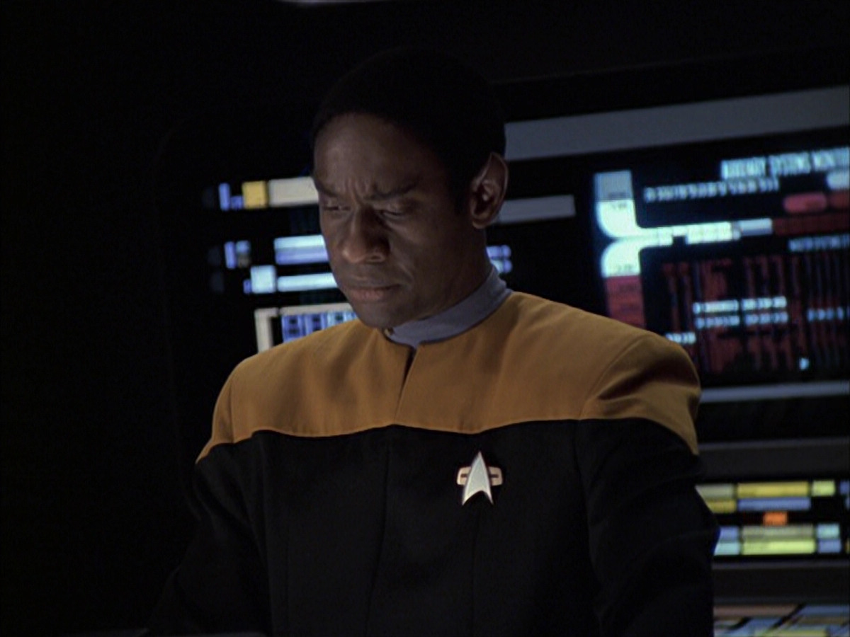 extant_StarTrek_VOY_6x16-Collective_03182.jpg