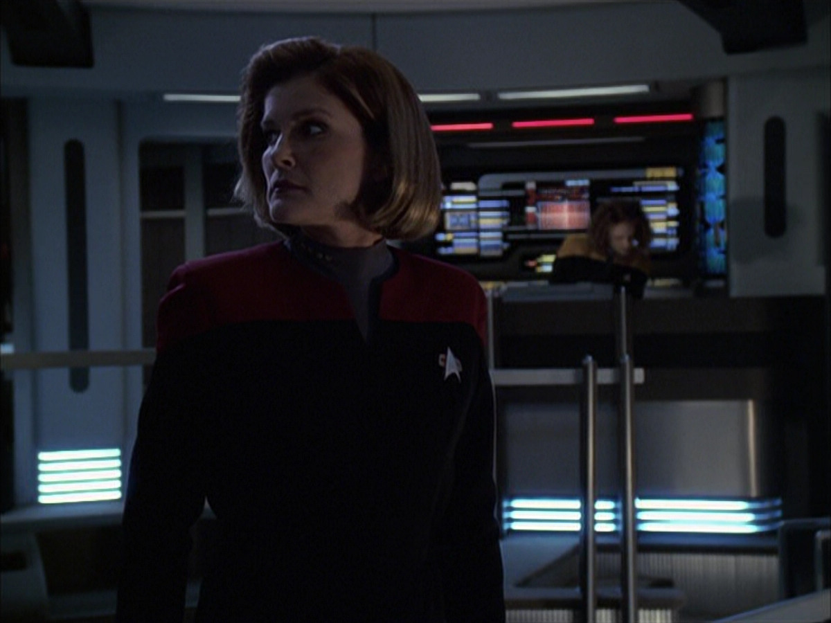 extant_StarTrek_VOY_6x16-Collective_03188.jpg