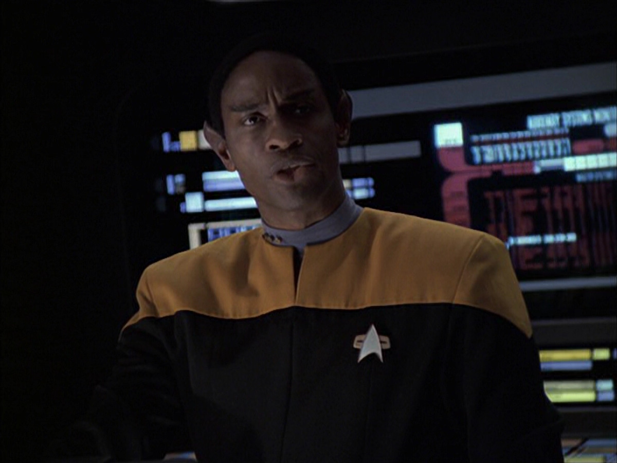 extant_StarTrek_VOY_6x16-Collective_03202.jpg