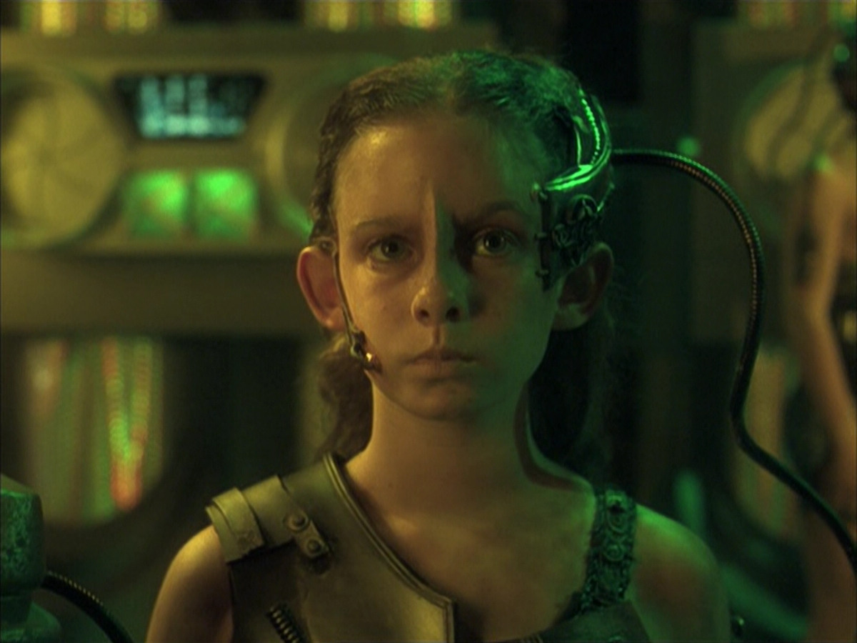 extant_StarTrek_VOY_6x16-Collective_03241.jpg