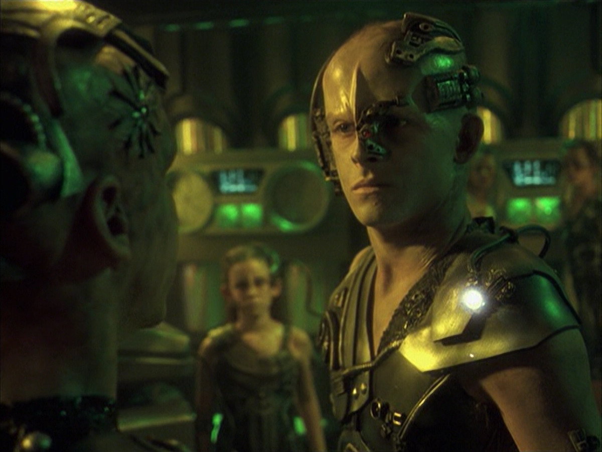 extant_StarTrek_VOY_6x16-Collective_03279.jpg
