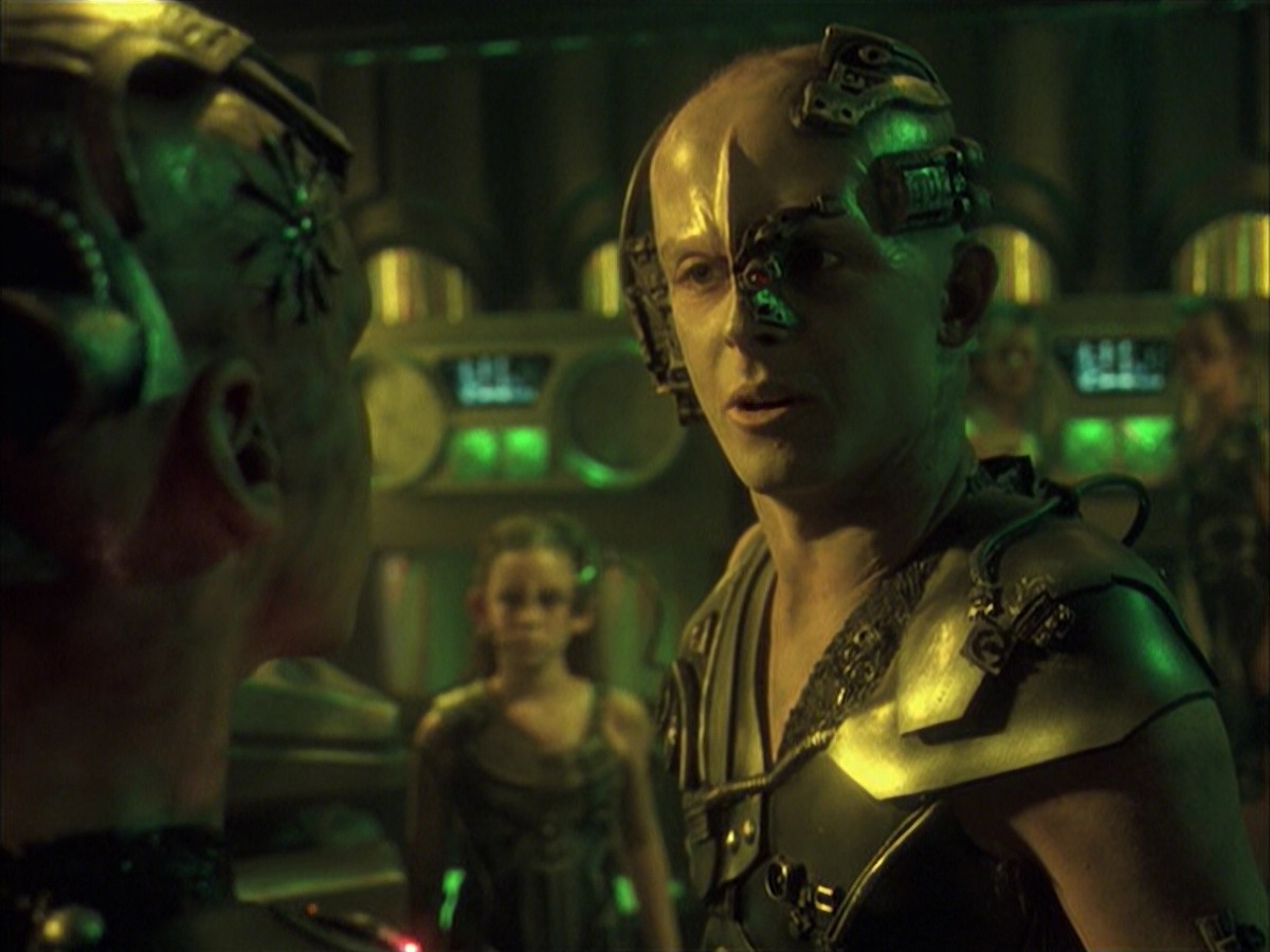 extant_StarTrek_VOY_6x16-Collective_03284.jpg