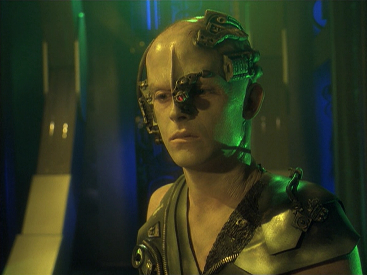 extant_StarTrek_VOY_6x16-Collective_03409.jpg