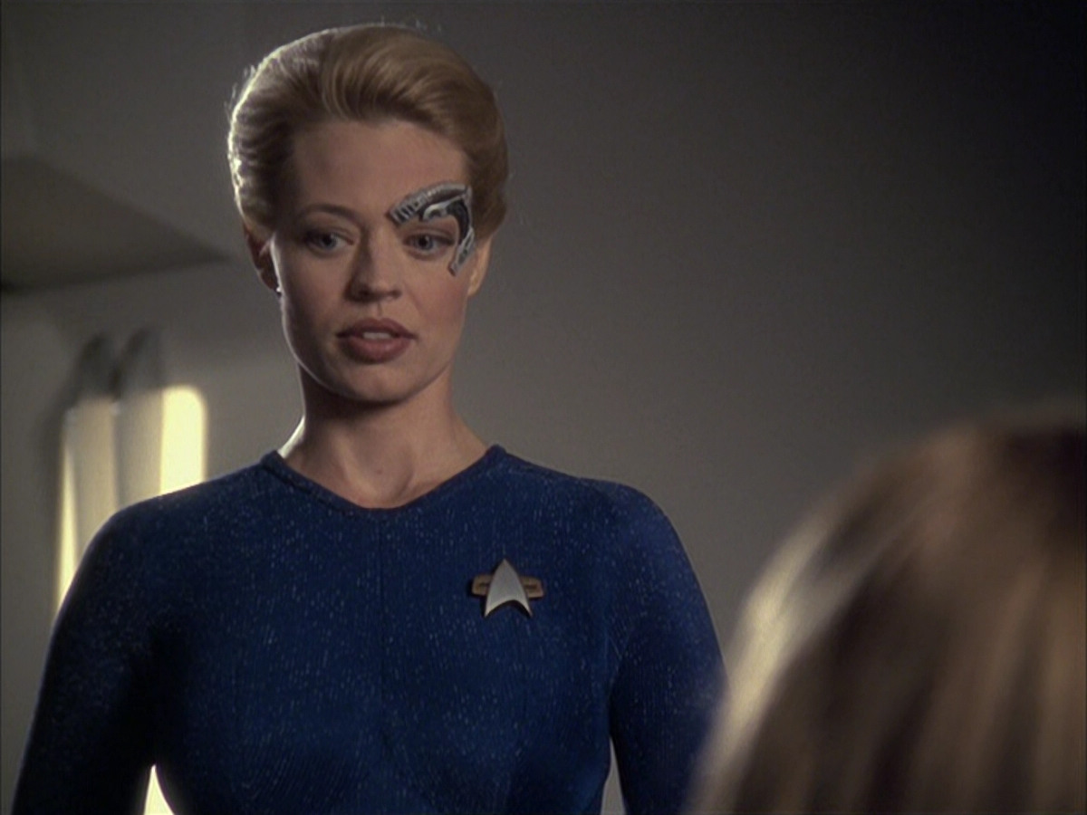 extant_StarTrek_VOY_6x16-Collective_03502.jpg