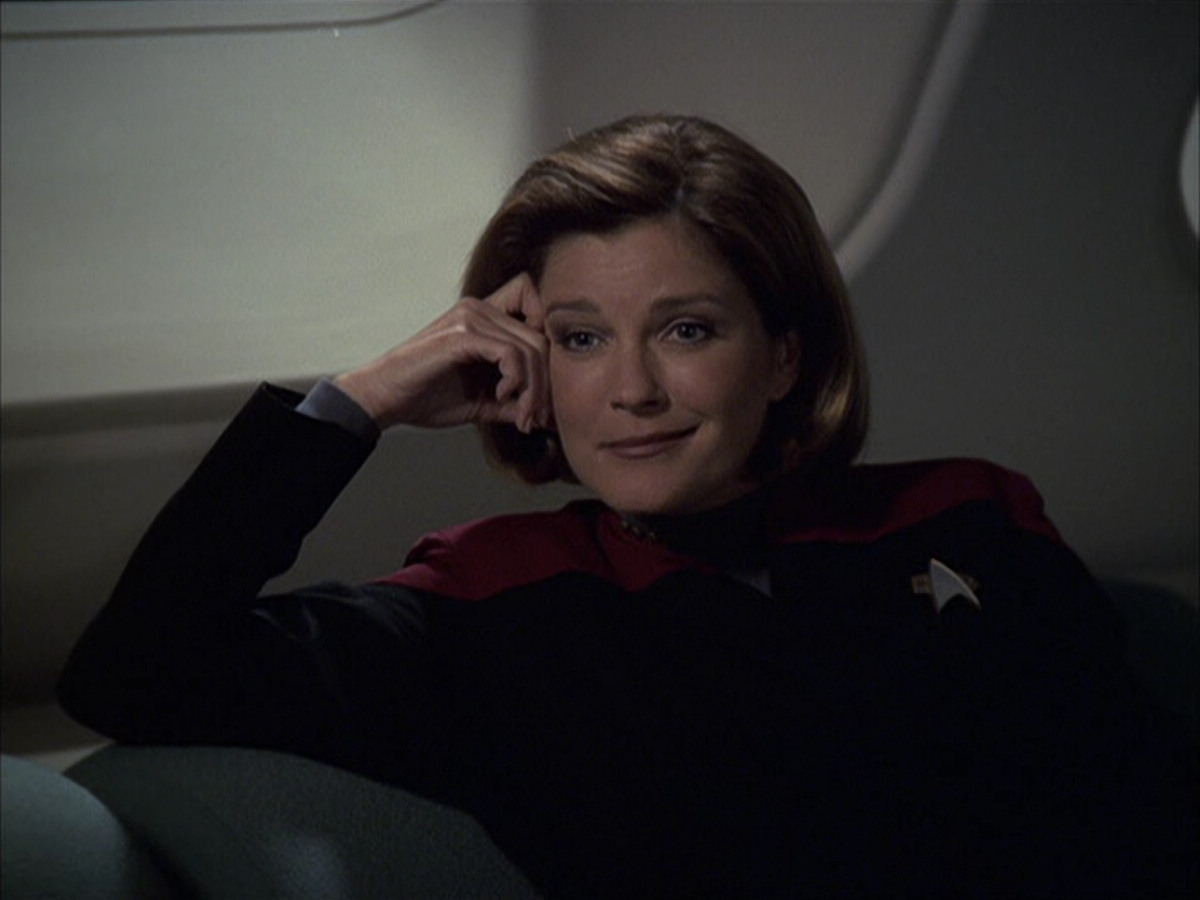 extant_StarTrek_VOY_6x16-Collective_03515.jpg