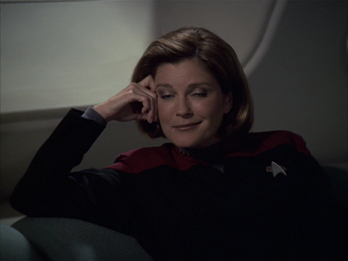 extant_StarTrek_VOY_6x16-Collective_03516.jpg