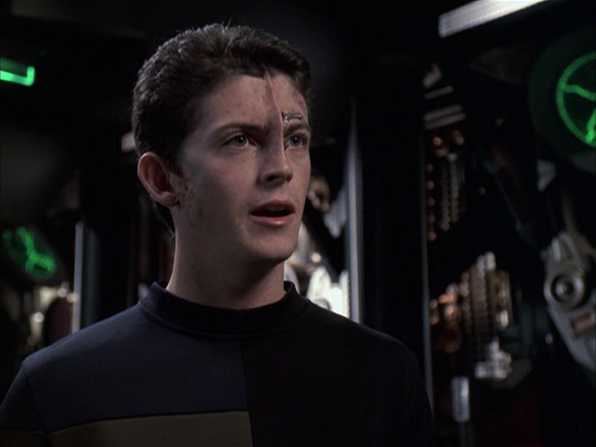 extant_StarTrek_VOY_6x16-Collective_03548.jpg