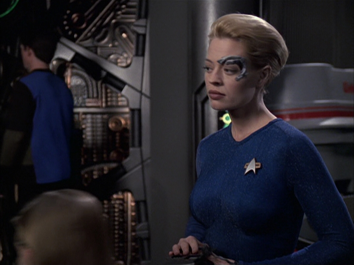 extant_StarTrek_VOY_6x16-Collective_03592.jpg