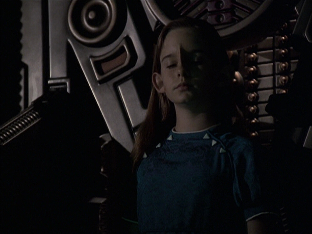 extant_StarTrek_VOY_6x16-Collective_03614.jpg