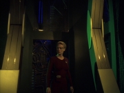 extant_StarTrek_VOY_6x16-Collective_00876.jpg