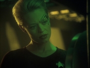 extant_StarTrek_VOY_6x16-Collective_00906.jpg