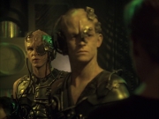 extant_StarTrek_VOY_6x16-Collective_01041.jpg