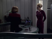 extant_StarTrek_VOY_6x16-Collective_02139.jpg