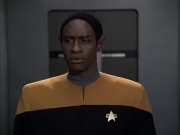 Filename=extant_StarTrek_VOY_6x16-Collective_02339.jpg
Filesize=118KiB
Dimensions=1200x900
Date added=Jan 02, 2020 extant_StarTrek_VOY_6x16-Collective_02339.jpg
