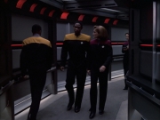 Filename=extant_StarTrek_VOY_6x16-Collective_02688.jpg
Filesize=156KiB
Dimensions=1200x900
Date added=Jan 02, 2020 extant_StarTrek_VOY_6x16-Collective_02688.jpg