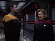 Filename=extant_StarTrek_VOY_6x16-Collective_02696.jpg
Filesize=163KiB
Dimensions=1200x900
Date added=Jan 02, 2020 extant_StarTrek_VOY_6x16-Collective_02696.jpg