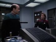 extant_StarTrek_VOY_6x16-Collective_02704.jpg