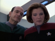 extant_StarTrek_VOY_6x16-Collective_02717.jpg