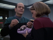 Filename=extant_StarTrek_VOY_6x16-Collective_02758.jpg
Filesize=165KiB
Dimensions=1200x900
Date added=Jan 02, 2020 extant_StarTrek_VOY_6x16-Collective_02758.jpg