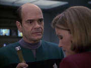 Filename=extant_StarTrek_VOY_6x16-Collective_02786.jpg
Filesize=158KiB
Dimensions=1200x900
Date added=Jan 02, 2020 extant_StarTrek_VOY_6x16-Collective_02786.jpg