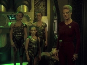 extant_StarTrek_VOY_6x16-Collective_03043.jpg