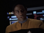 extant_StarTrek_VOY_6x16-Collective_03079.jpg