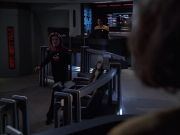 extant_StarTrek_VOY_6x16-Collective_03111.jpg