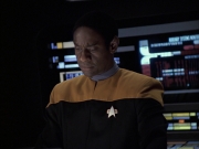 extant_StarTrek_VOY_6x16-Collective_03130.jpg