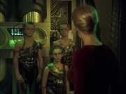extant_StarTrek_VOY_6x16-Collective_03158.jpg