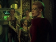 extant_StarTrek_VOY_6x16-Collective_03161.jpg
