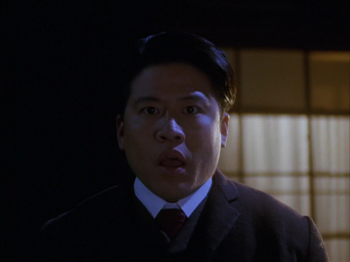 extant_StarTrek_VOY_6x17-SpiritFolk_00888.jpg