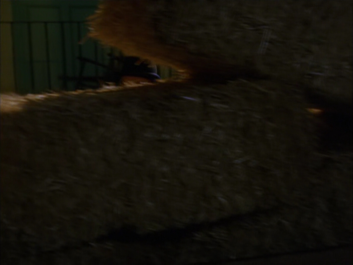 extant_StarTrek_VOY_6x17-SpiritFolk_00909.jpg