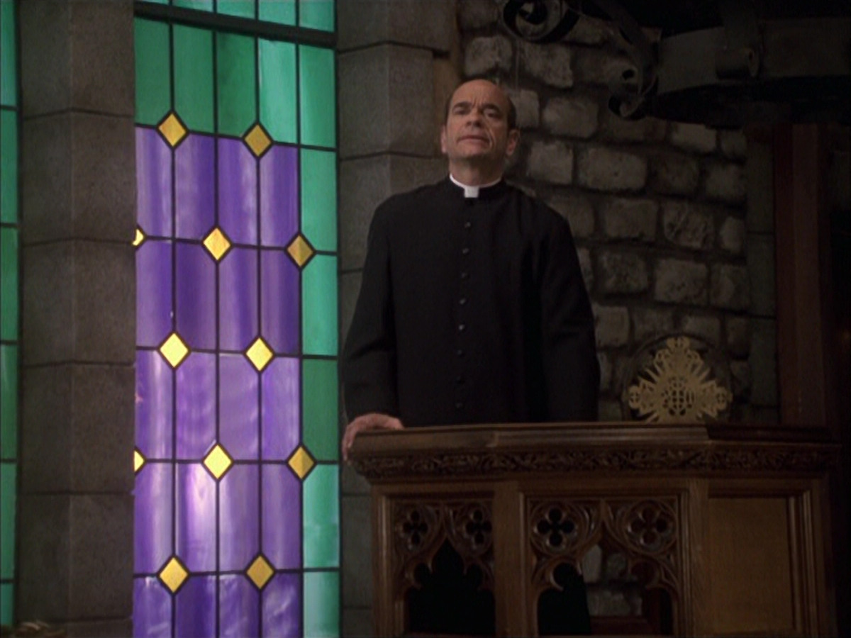 extant_StarTrek_VOY_6x17-SpiritFolk_01113.jpg