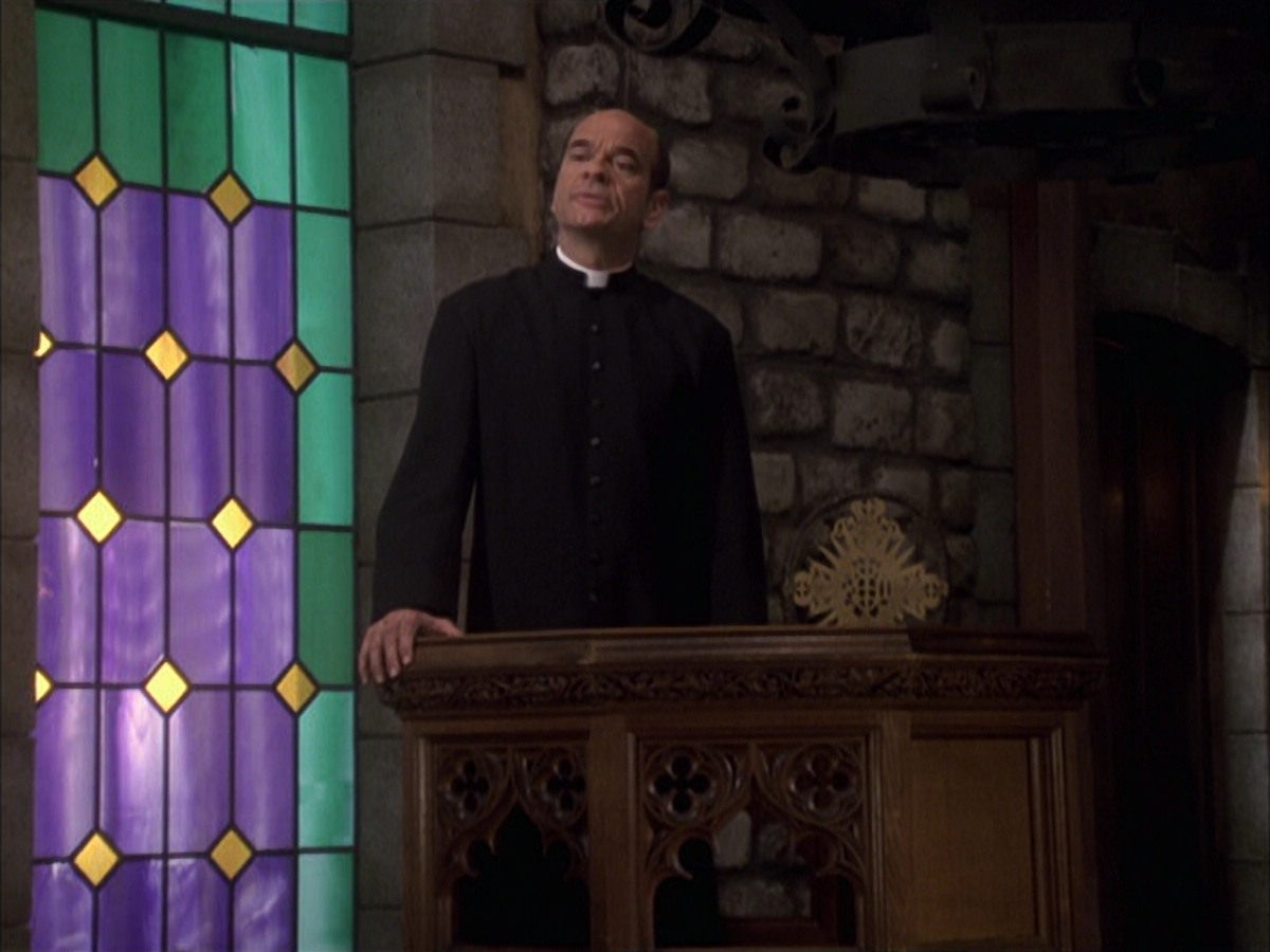 extant_StarTrek_VOY_6x17-SpiritFolk_01125.jpg